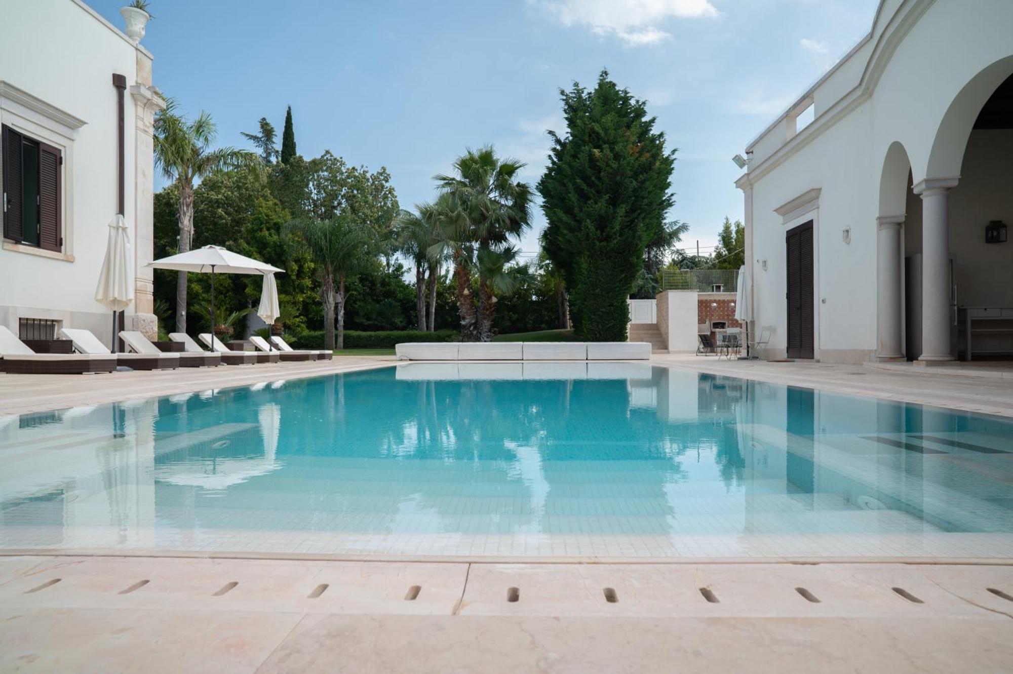 Relais Villa Magnolia Конверсано Экстерьер фото